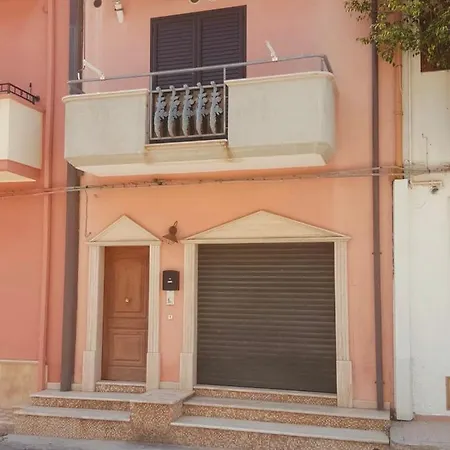 Moderno Apartment